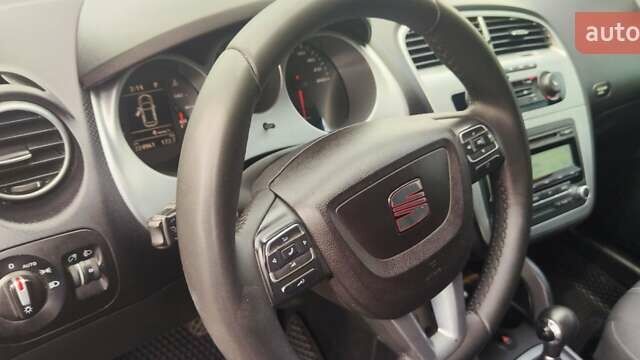 Черный Сеат Altea XL, объемом двигателя 1.6 л и пробегом 228 тыс. км за 8090 $, фото 28 на Automoto.ua