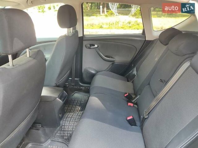 Черный Сеат Altea XL, объемом двигателя 1.6 л и пробегом 205 тыс. км за 6400 $, фото 10 на Automoto.ua