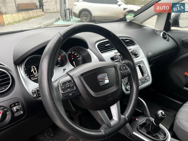 Черный Сеат Altea XL, объемом двигателя 1.6 л и пробегом 236 тыс. км за 8199 $, фото 14 на Automoto.ua