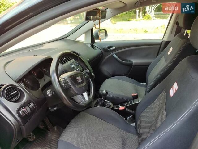 Черный Сеат Altea XL, объемом двигателя 1.6 л и пробегом 205 тыс. км за 6400 $, фото 15 на Automoto.ua