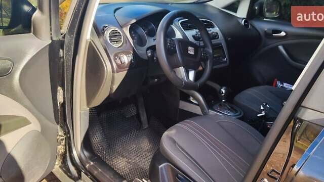 Черный Сеат Altea XL, объемом двигателя 1.6 л и пробегом 227 тыс. км за 7950 $, фото 2 на Automoto.ua