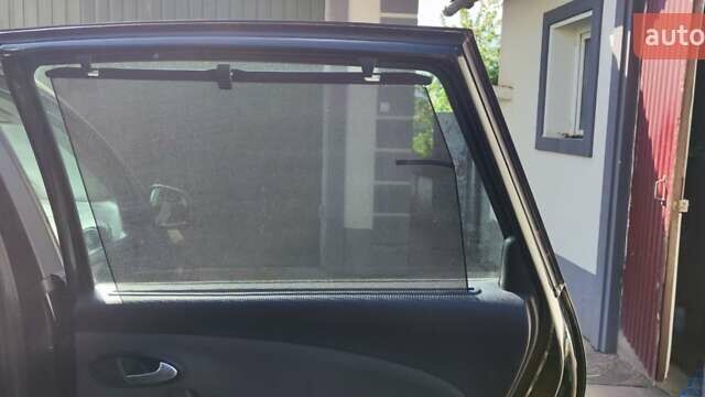 Черный Сеат Altea XL, объемом двигателя 1.6 л и пробегом 228 тыс. км за 8090 $, фото 33 на Automoto.ua