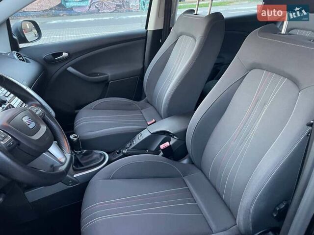 Сеат Altea XL 2013 в Луцке на Automoto.ua Черный Сеат Altea XL, объемом двигателя 2 л и пробегом 232 тыс. км за 8650 $, фото 34 на Automoto.ua