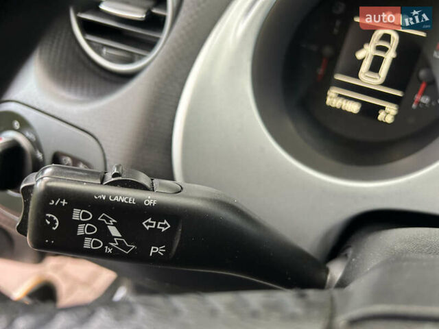 Сеат Altea XL 2013 у Белой Церкве на Automoto.ua Чорний Сеат Altea XL, об'ємом двигуна 1.4 л та пробігом 137 тис. км за 7900 $, фото 29 на Automoto.ua