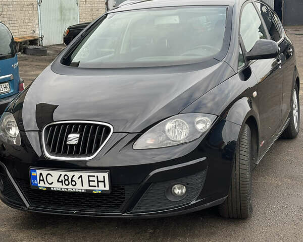 Черный Сеат Altea XL, объемом двигателя 2 л и пробегом 173 тыс. км за 9200 $, фото 1 на Automoto.ua