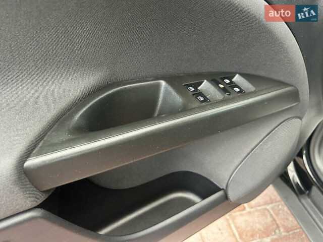 Сеат Altea XL 2013 у Белой Церкве на Automoto.ua Чорний Сеат Altea XL, об'ємом двигуна 1.4 л та пробігом 137 тис. км за 7900 $, фото 35 на Automoto.ua