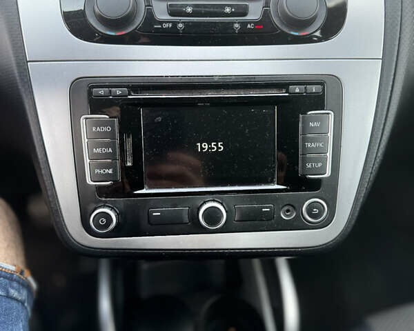 Черный Сеат Altea XL, объемом двигателя 2 л и пробегом 173 тыс. км за 9200 $, фото 7 на Automoto.ua