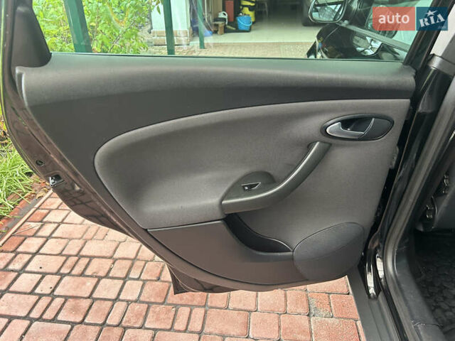 Сеат Altea XL 2013 у Белой Церкве на Automoto.ua Чорний Сеат Altea XL, об'ємом двигуна 1.4 л та пробігом 137 тис. км за 7900 $, фото 40 на Automoto.ua