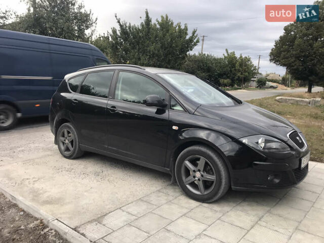 Черный Сеат Altea XL, объемом двигателя 1.6 л и пробегом 88 тыс. км за 11200 $, фото 2 на Automoto.ua