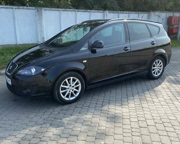 Черный Сеат Altea XL, объемом двигателя 1.6 л и пробегом 294 тыс. км за 10500 $, фото 10 на Automoto.ua