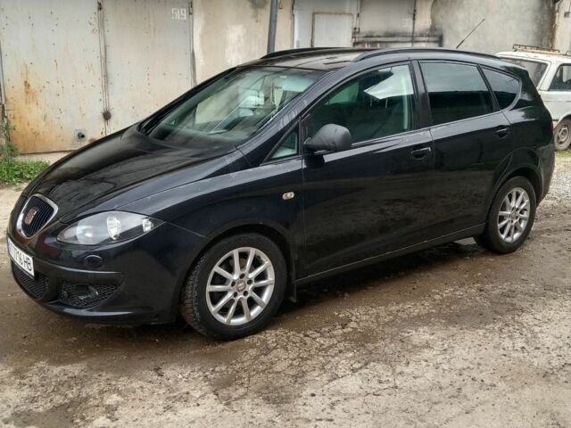 Черный Сеат Altea XL, объемом двигателя 1.9 л и пробегом 330 тыс. км за 4400 $, фото 2 на Automoto.ua