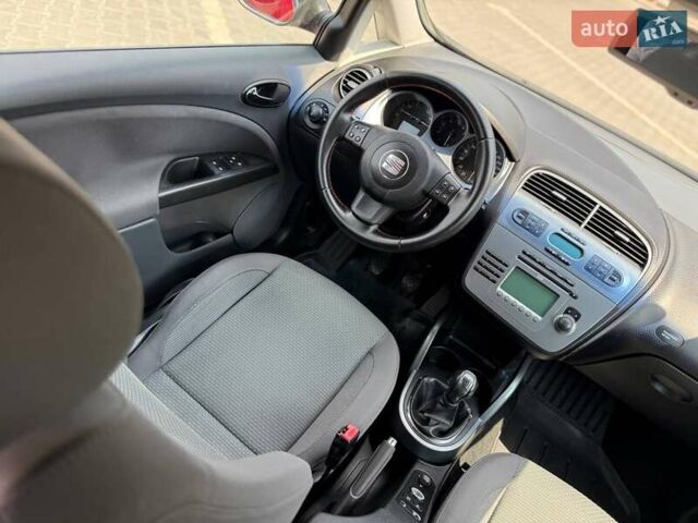 Красный Сеат Altea XL, объемом двигателя 1.8 л и пробегом 195 тыс. км за 5100 $, фото 27 на Automoto.ua