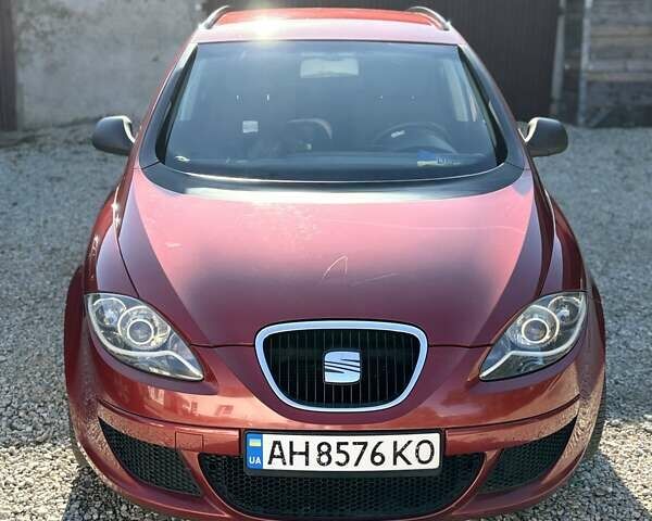 Красный Сеат Altea XL, объемом двигателя 1.6 л и пробегом 245 тыс. км за 5800 $, фото 14 на Automoto.ua