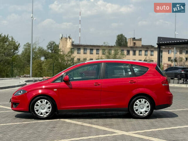 Красный Сеат Altea XL, объемом двигателя 1.8 л и пробегом 195 тыс. км за 5000 $, фото 8 на Automoto.ua
