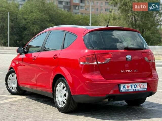 Червоний Сеат Altea XL, об'ємом двигуна 1.8 л та пробігом 195 тис. км за 5900 $, фото 4 на Automoto.ua