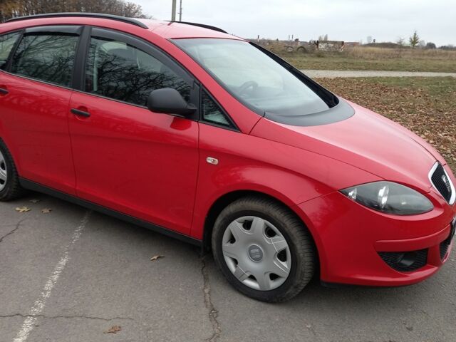 Красный Сеат Altea XL, объемом двигателя 1.6 л и пробегом 260 тыс. км за 6100 $, фото 8 на Automoto.ua