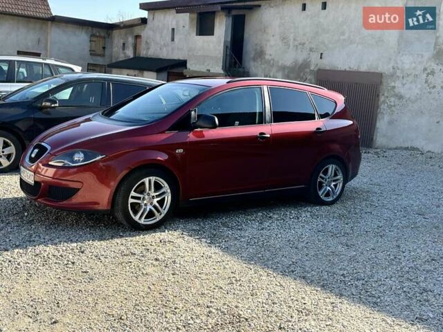 Красный Сеат Altea XL, объемом двигателя 1.6 л и пробегом 245 тыс. км за 5800 $, фото 11 на Automoto.ua
