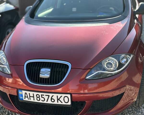 Красный Сеат Altea XL, объемом двигателя 1.6 л и пробегом 245 тыс. км за 5800 $, фото 8 на Automoto.ua