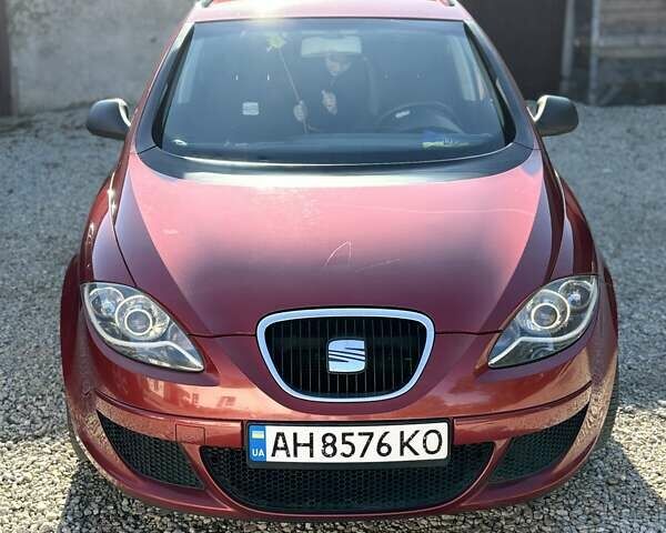 Красный Сеат Altea XL, объемом двигателя 1.6 л и пробегом 245 тыс. км за 5800 $, фото 13 на Automoto.ua