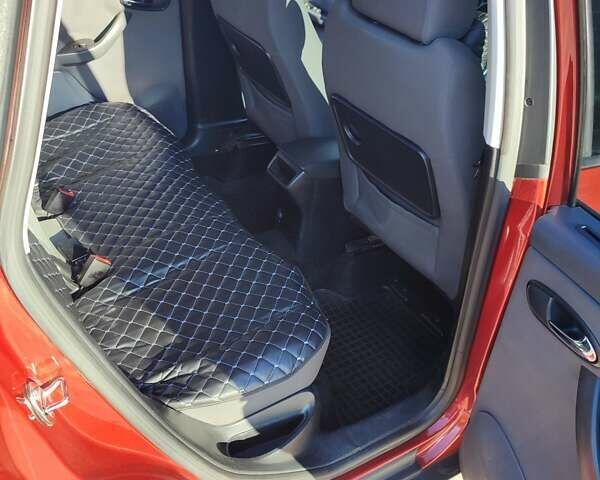 Красный Сеат Altea XL, объемом двигателя 1.9 л и пробегом 340 тыс. км за 6800 $, фото 3 на Automoto.ua