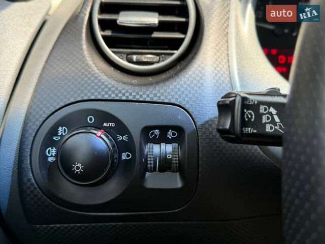 Красный Сеат Altea XL, объемом двигателя 1.8 л и пробегом 195 тыс. км за 5000 $, фото 24 на Automoto.ua