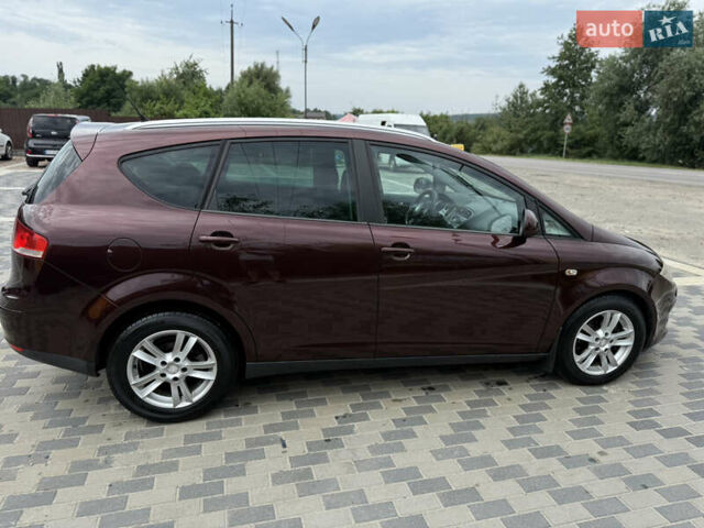 Червоний Сеат Altea XL, об'ємом двигуна 1.98 л та пробігом 280 тис. км за 6900 $, фото 10 на Automoto.ua