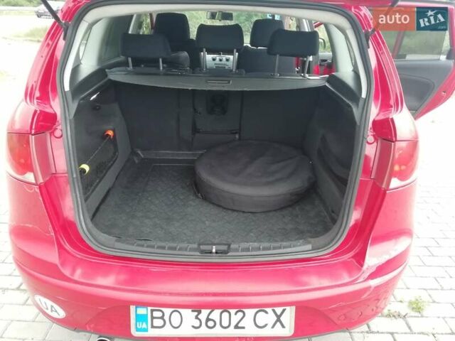 Красный Сеат Altea XL, объемом двигателя 1.6 л и пробегом 322 тыс. км за 5299 $, фото 21 на Automoto.ua
