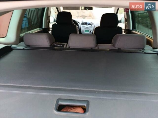 Красный Сеат Altea XL, объемом двигателя 1.4 л и пробегом 243 тыс. км за 4400 $, фото 7 на Automoto.ua