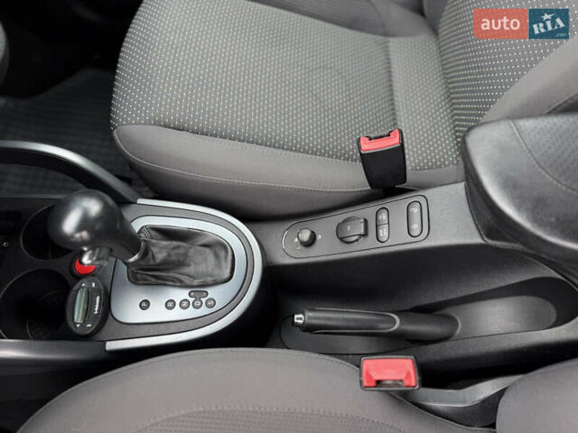 Червоний Сеат Altea XL, об'ємом двигуна 1.98 л та пробігом 280 тис. км за 6900 $, фото 3 на Automoto.ua