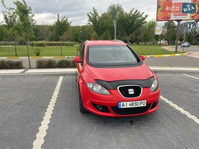 Красный Сеат Altea XL, объемом двигателя 1.39 л и пробегом 196 тыс. км за 6999 $, фото 11 на Automoto.ua