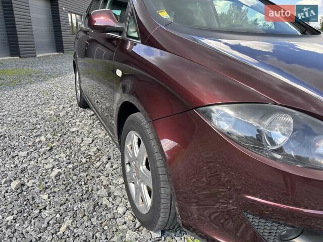 Сеат Altea XL, объемом двигателя 1.6 л и пробегом 248 тыс. км за 6000 $, фото 10 на Automoto.ua