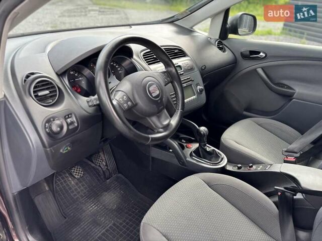 Сеат Altea XL, объемом двигателя 1.6 л и пробегом 248 тыс. км за 6000 $, фото 24 на Automoto.ua