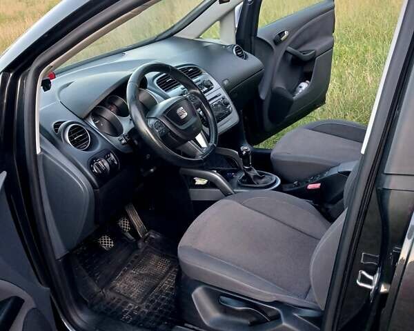 Сеат Altea XL, объемом двигателя 1.4 л и пробегом 180 тыс. км за 6550 $, фото 10 на Automoto.ua