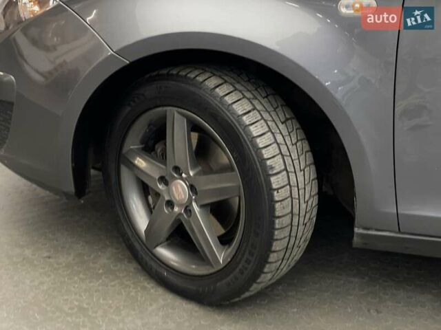 Сеат Altea XL, объемом двигателя 1.6 л и пробегом 212 тыс. км за 9799 $, фото 7 на Automoto.ua