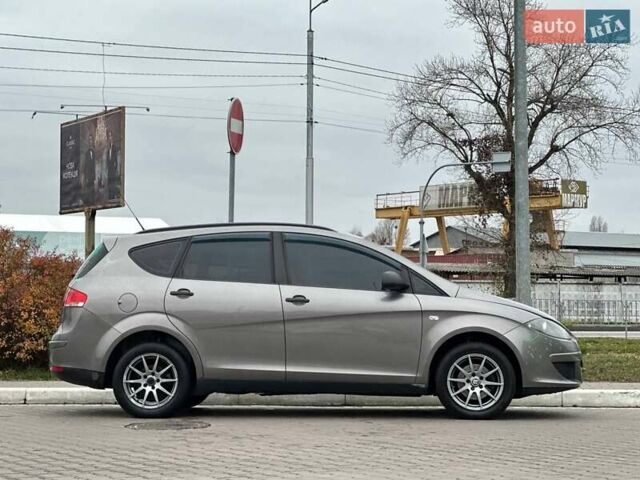 Серый Сеат Altea XL, объемом двигателя 1.6 л и пробегом 287 тыс. км за 6350 $, фото 10 на Automoto.ua