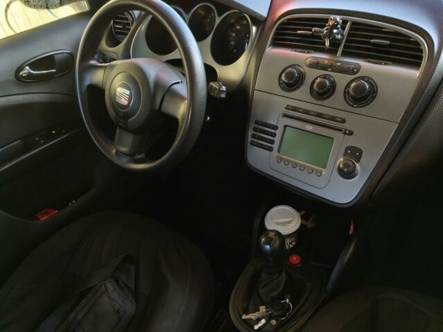 Серый Сеат Altea XL, объемом двигателя 1.6 л и пробегом 154 тыс. км за 5224 $, фото 1 на Automoto.ua