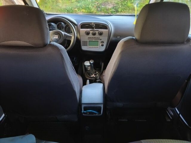 Серый Сеат Altea XL, объемом двигателя 1.6 л и пробегом 154 тыс. км за 5224 $, фото 4 на Automoto.ua