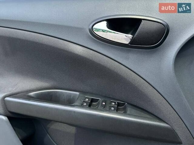 Серый Сеат Altea XL, объемом двигателя 1.6 л и пробегом 287 тыс. км за 6350 $, фото 14 на Automoto.ua