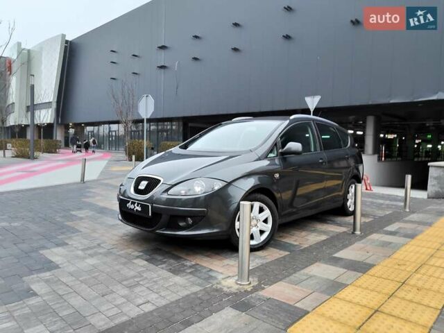 Сірий Сеат Altea XL, об'ємом двигуна 1.4 л та пробігом 249 тис. км за 5990 $, фото 8 на Automoto.ua