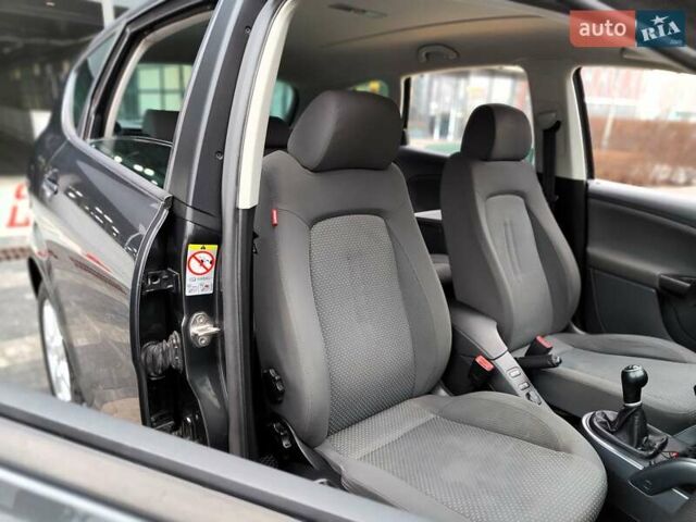 Сірий Сеат Altea XL, об'ємом двигуна 1.4 л та пробігом 249 тис. км за 5990 $, фото 27 на Automoto.ua