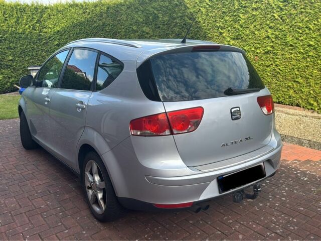 Серый Сеат Altea XL, объемом двигателя 2 л и пробегом 265 тыс. км за 2950 $, фото 1 на Automoto.ua