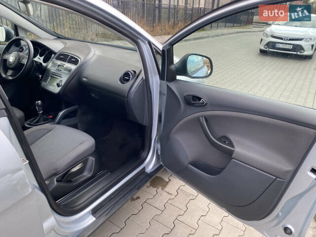 Серый Сеат Altea XL, объемом двигателя 1.4 л и пробегом 225 тыс. км за 4200 $, фото 16 на Automoto.ua