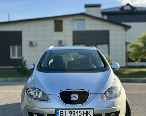 Сірий Сеат Altea XL, об'ємом двигуна 1.4 л та пробігом 198 тис. км за 6450 $, фото 1 на Automoto.ua