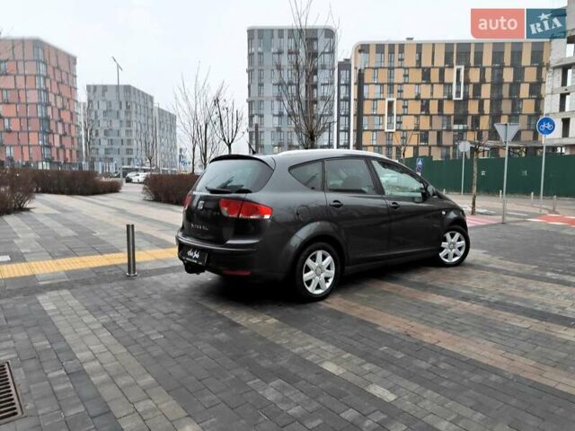 Сірий Сеат Altea XL, об'ємом двигуна 1.4 л та пробігом 249 тис. км за 5990 $, фото 23 на Automoto.ua