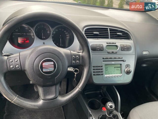 Серый Сеат Altea XL, объемом двигателя 1.4 л и пробегом 225 тыс. км за 4200 $, фото 10 на Automoto.ua