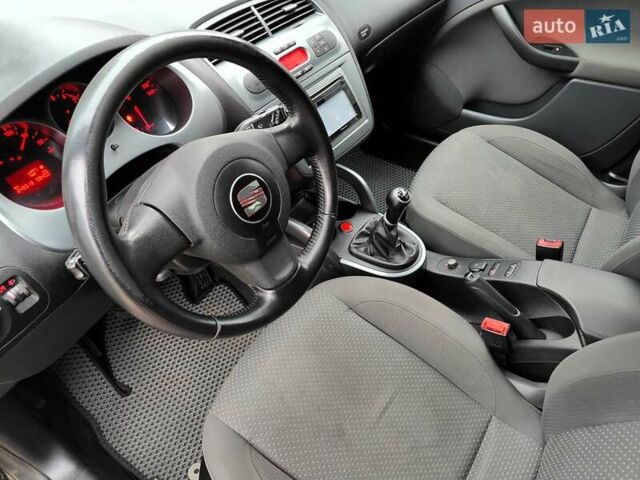 Сірий Сеат Altea XL, об'ємом двигуна 1.4 л та пробігом 249 тис. км за 5990 $, фото 33 на Automoto.ua