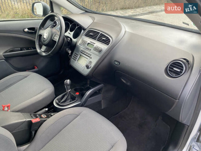 Серый Сеат Altea XL, объемом двигателя 1.4 л и пробегом 225 тыс. км за 4200 $, фото 12 на Automoto.ua