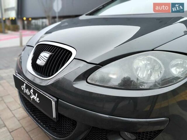 Сірий Сеат Altea XL, об'ємом двигуна 1.4 л та пробігом 249 тис. км за 5990 $, фото 1 на Automoto.ua