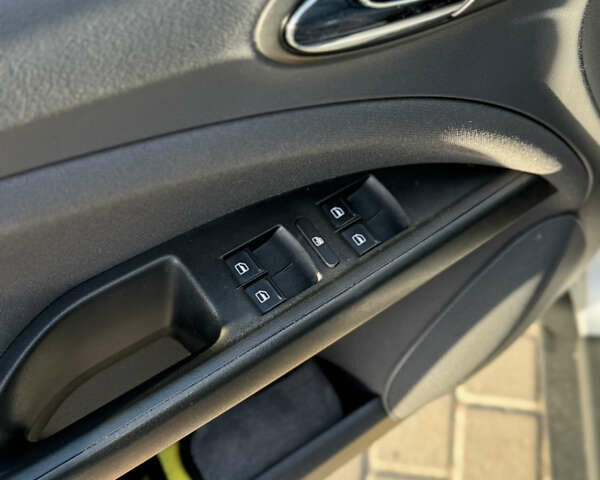 Сірий Сеат Altea XL, об'ємом двигуна 1.4 л та пробігом 198 тис. км за 6450 $, фото 11 на Automoto.ua