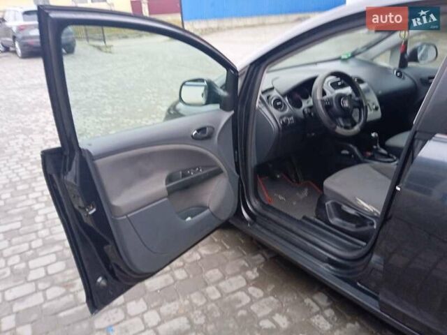 Сірий Сеат Altea XL, об'ємом двигуна 1.9 л та пробігом 286 тис. км за 6050 $, фото 7 на Automoto.ua